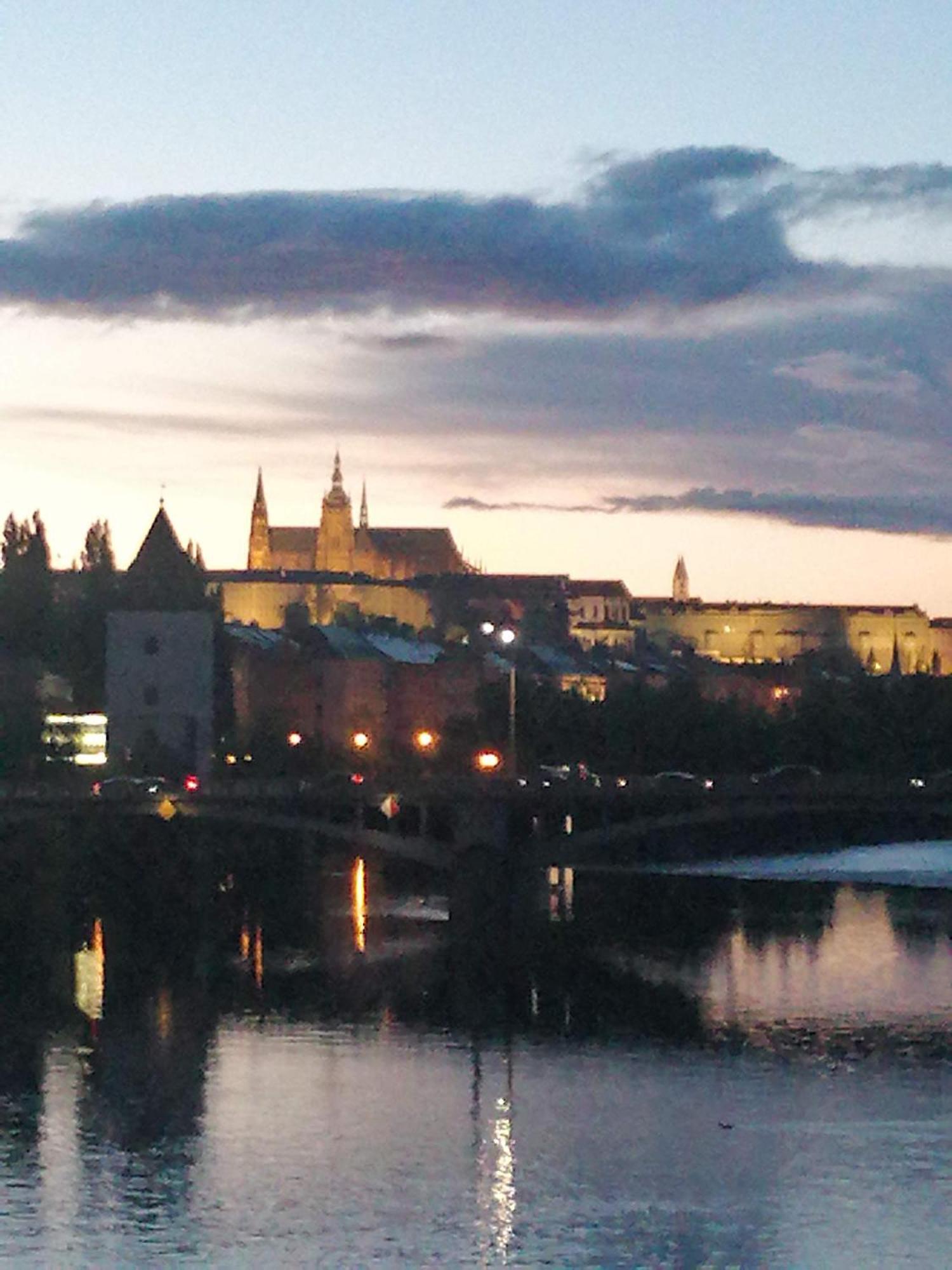 Valentinka Minutes Away From Charles Bridge Apartment Praga Exterior foto