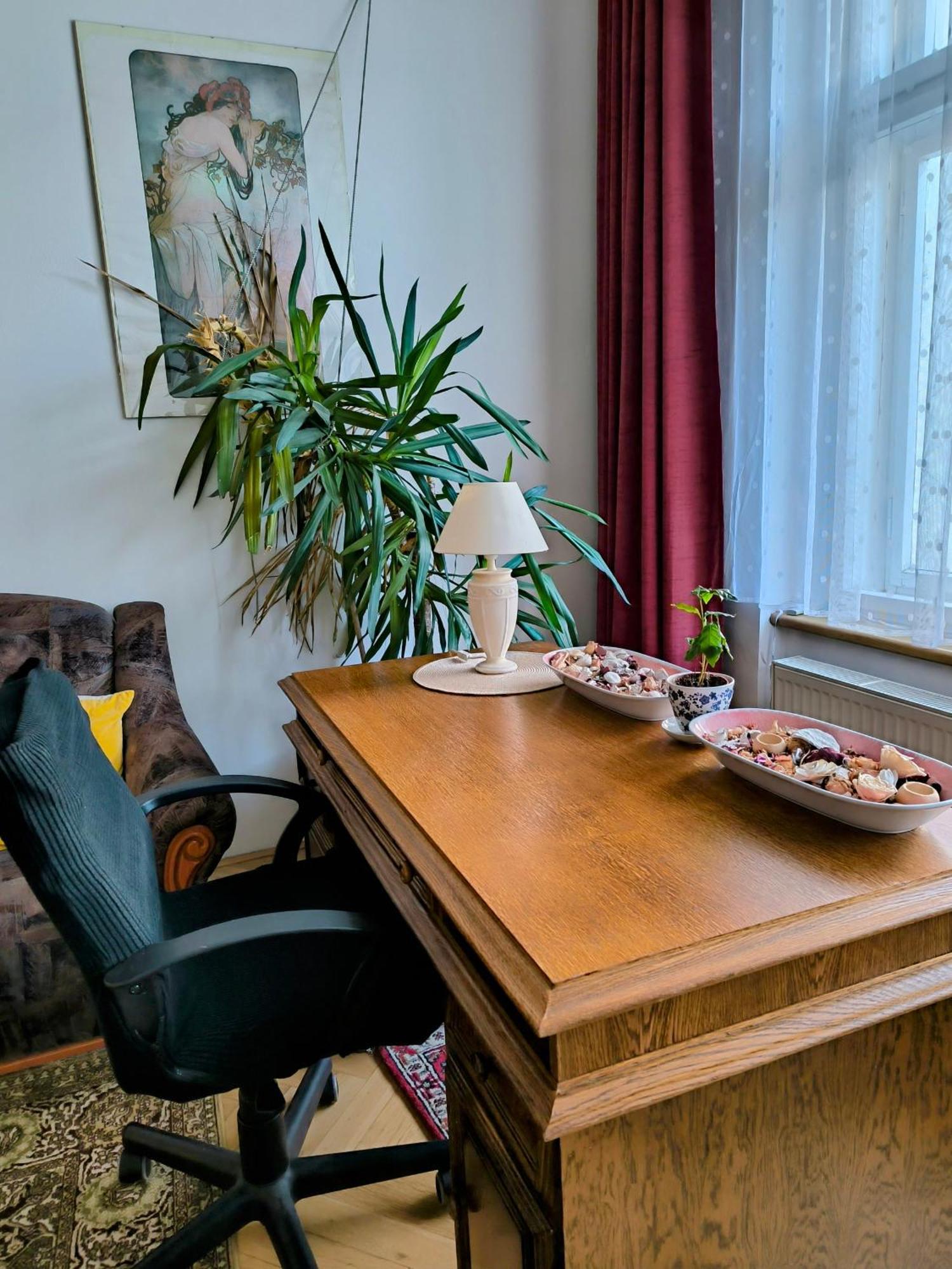 Valentinka Minutes Away From Charles Bridge Apartment Praga Exterior foto